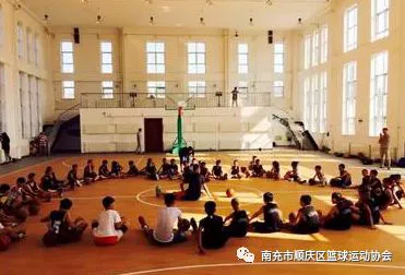 如何通过模拟比赛环境提高篮板实战能力?_1